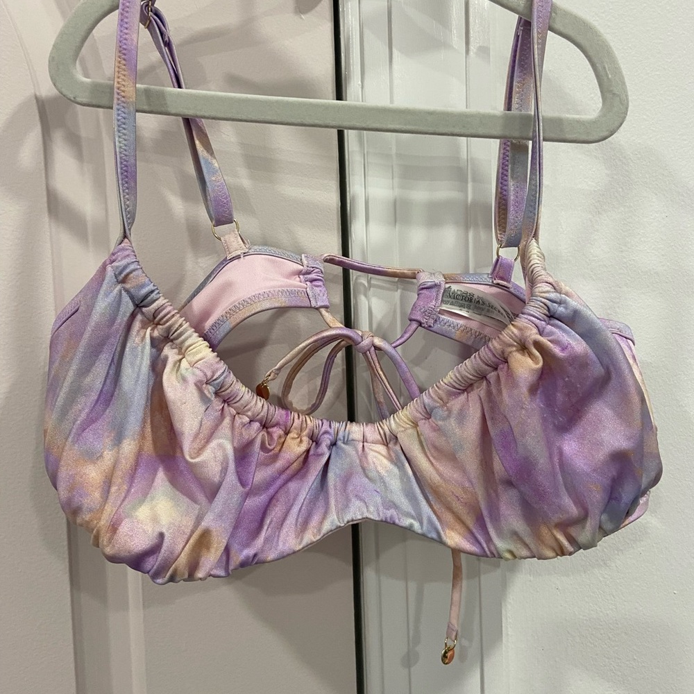 Victoria’s Secret bikini top